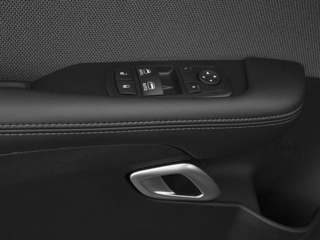 2017 Dodge Challenger SXT Plus