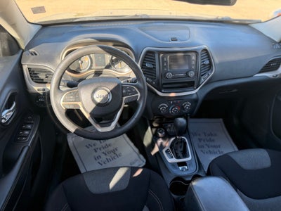 2016 Jeep Cherokee Sport