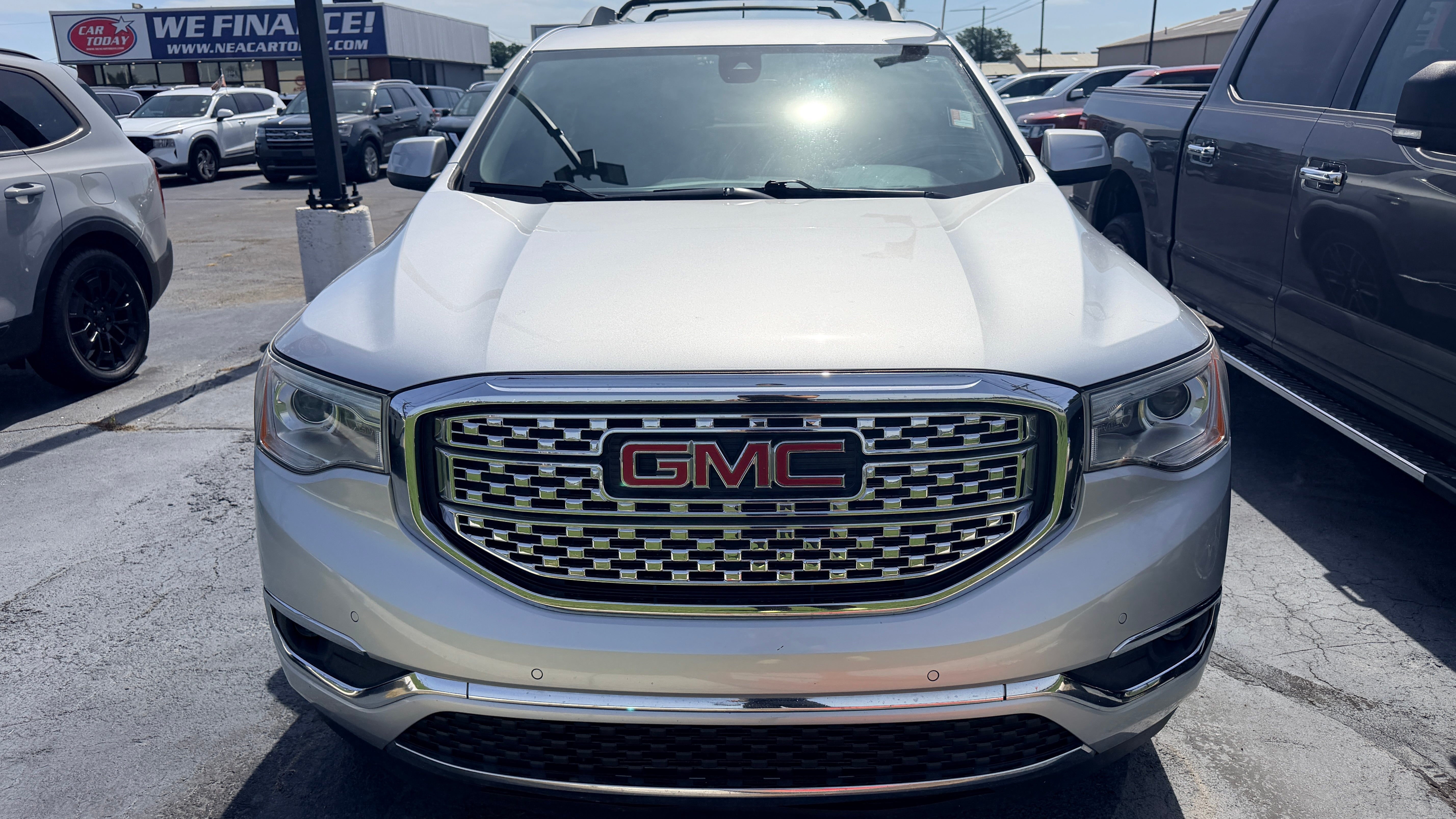 2019 GMC Acadia Denali
