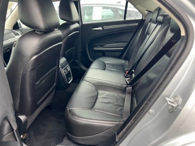 2020 Chrysler 300 Touring L