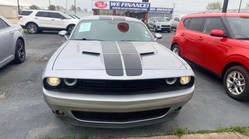 2017 Dodge Challenger SXT Plus
