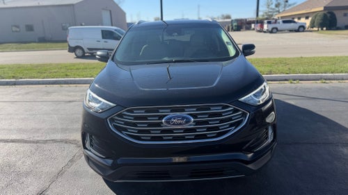 2020 Ford Edge Base