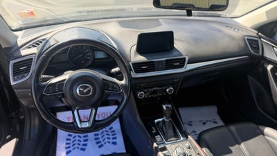 2018 Mazda Mazda3 4-Door Touring