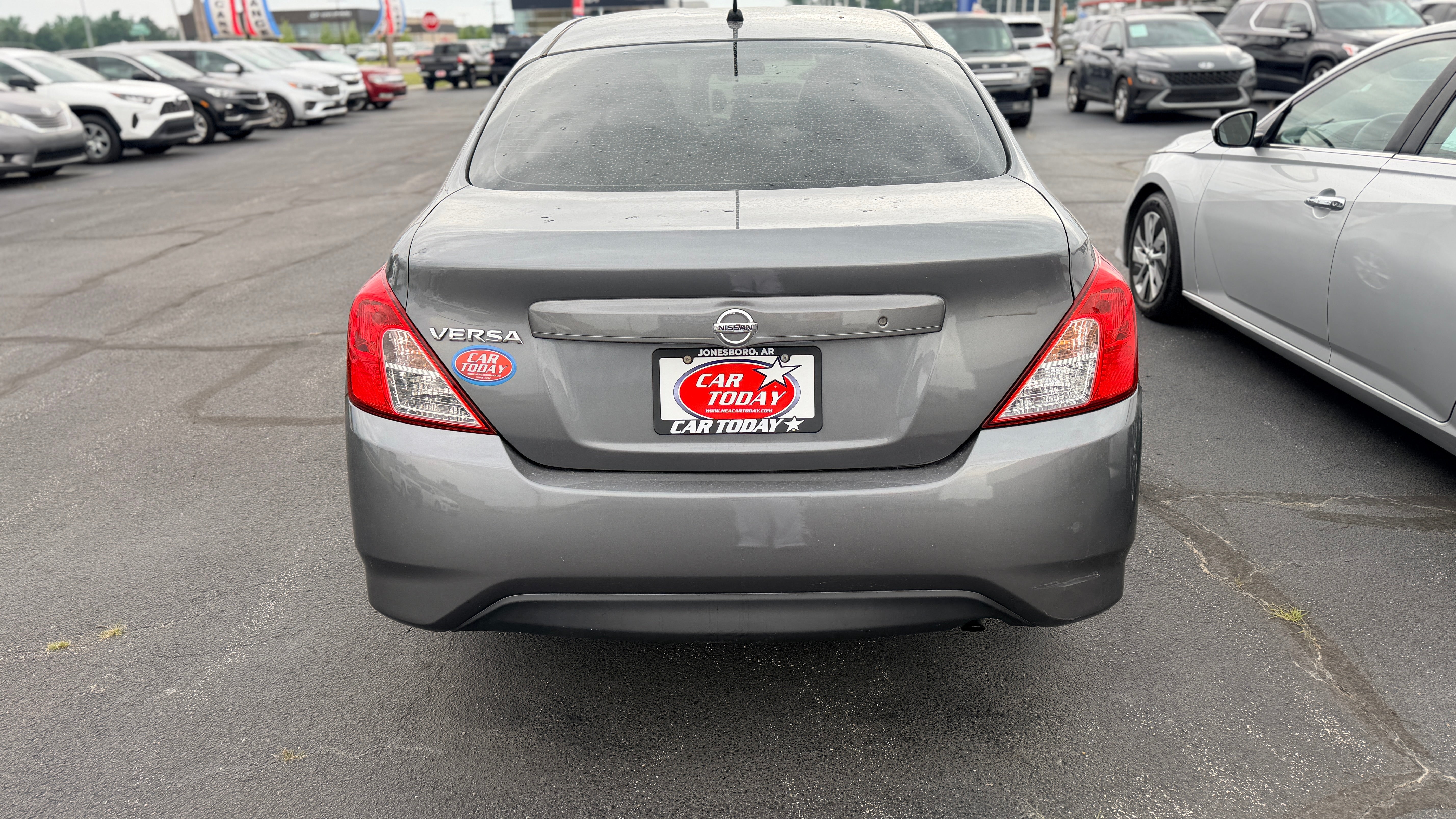 2018 Nissan Versa Sedan S
