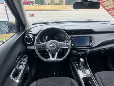 2022 Nissan Kicks SV