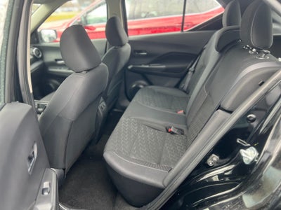 2022 Nissan Kicks SV