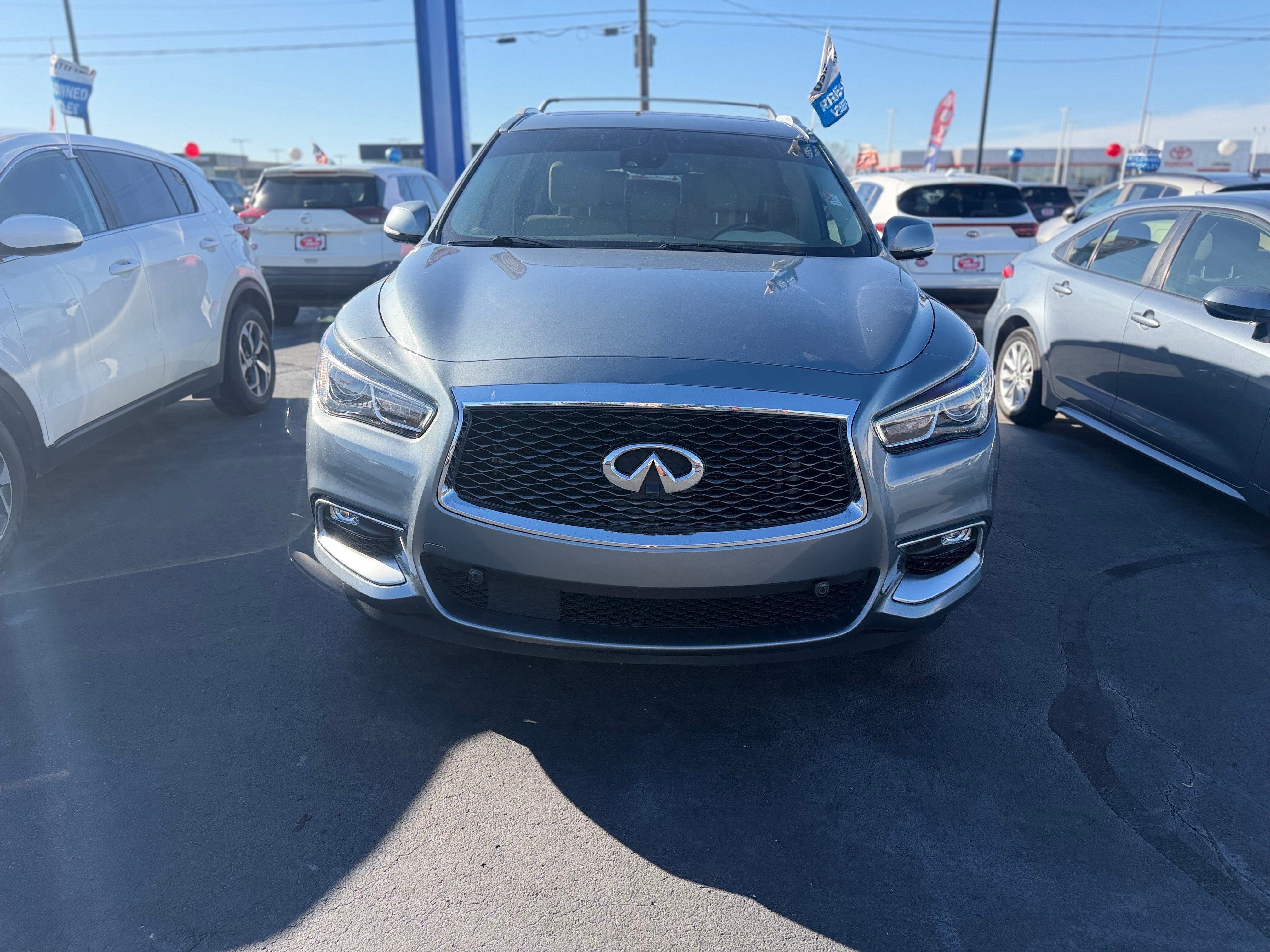 2016 INFINITI QX60 Base