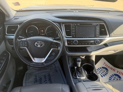 2018 Toyota Highlander Base