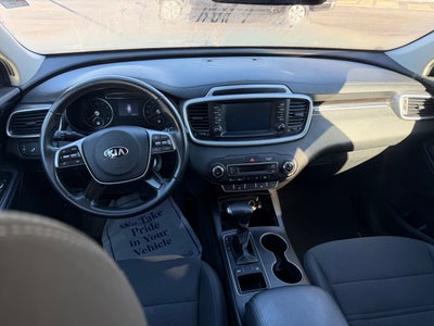 2020 Kia Sorento LX