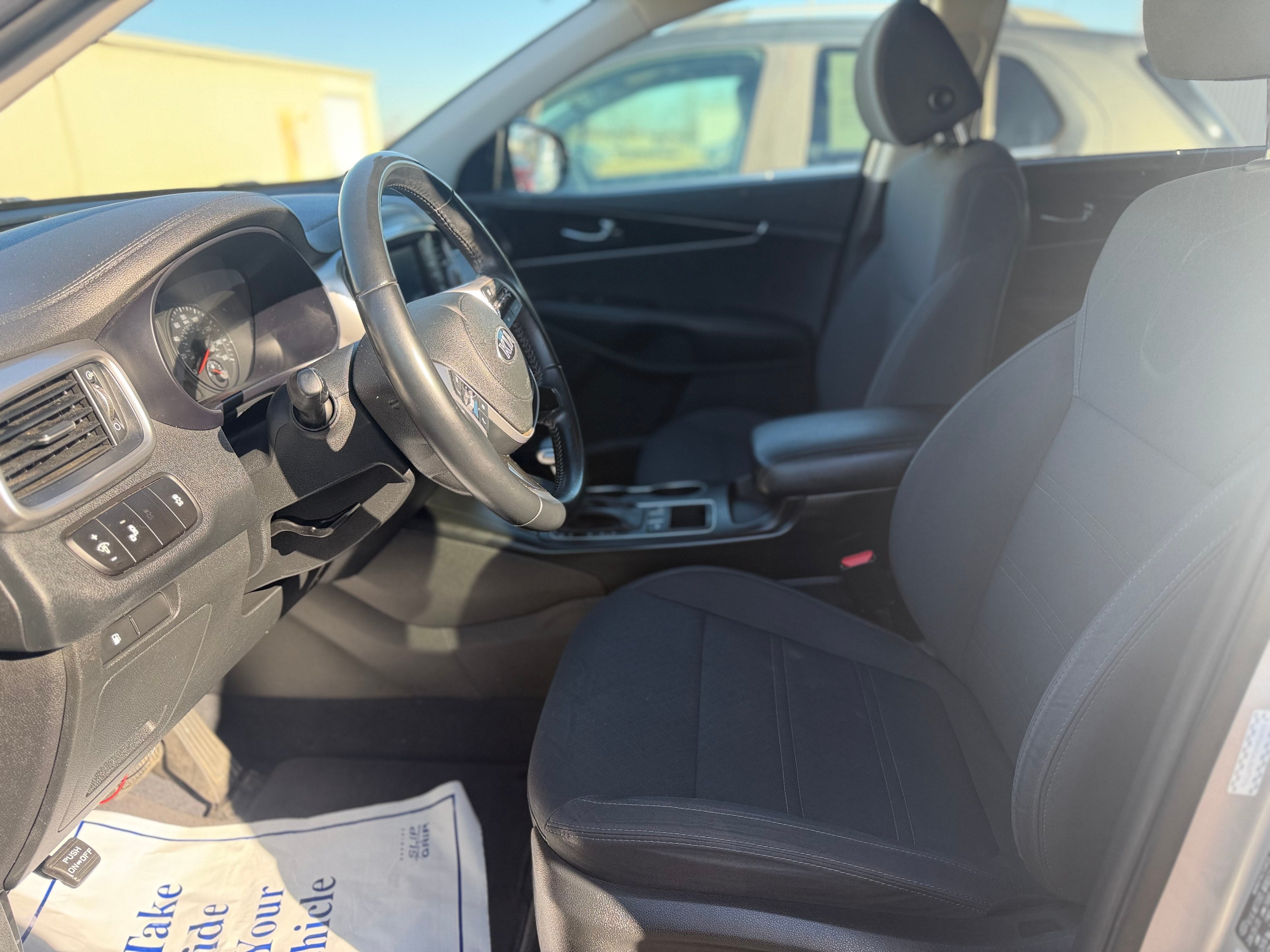 2020 Kia Sorento S V6