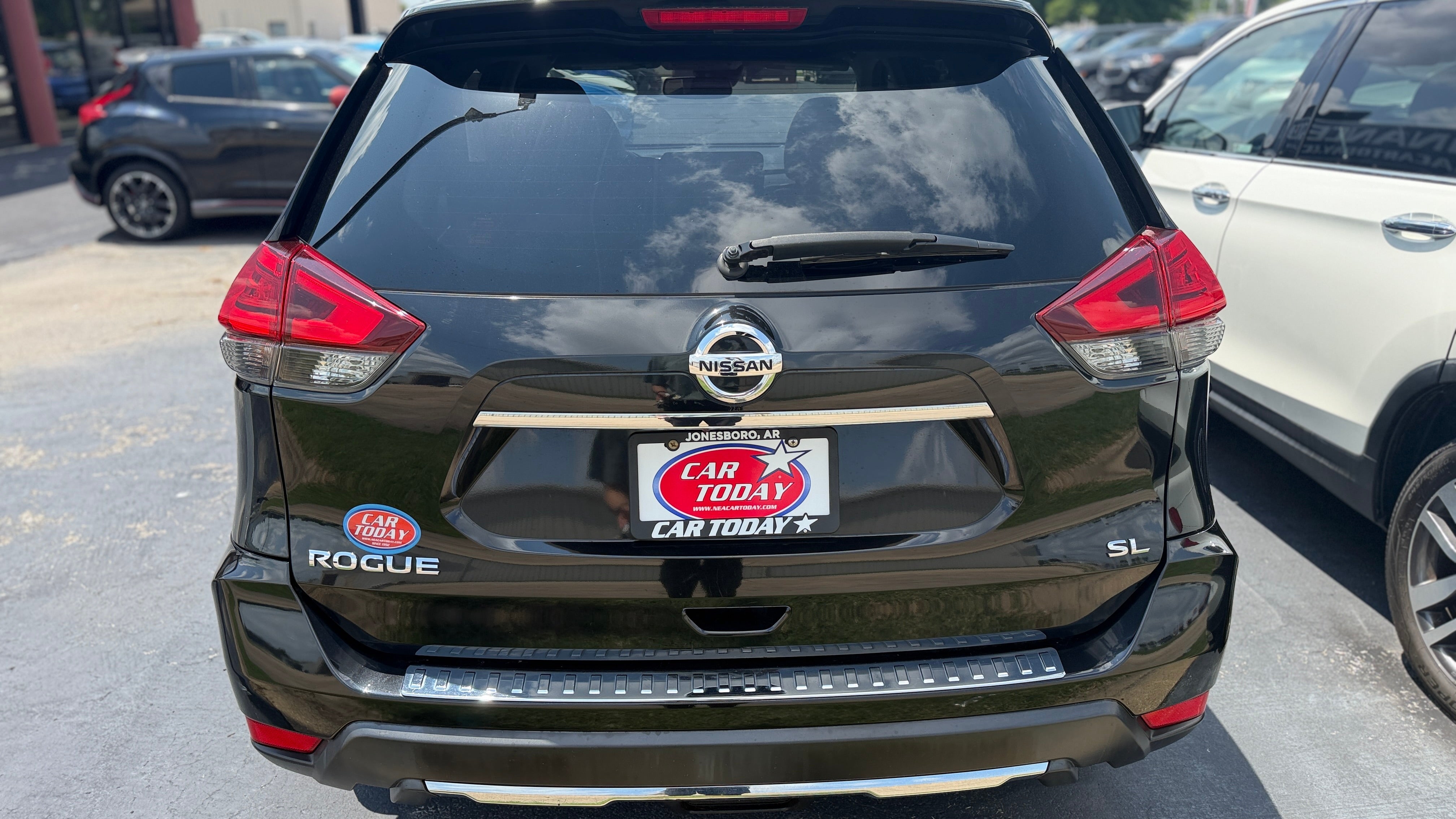 2017 Nissan Rogue SL
